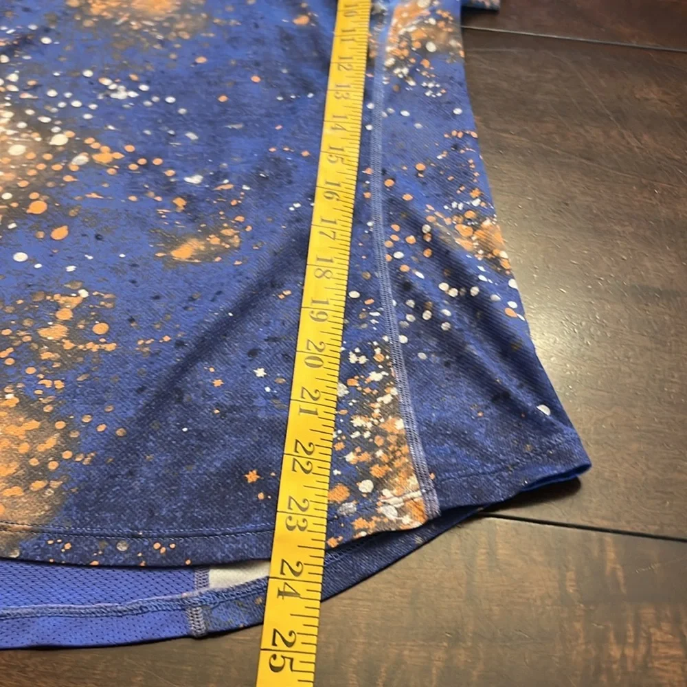Nike running dry fit  Blue and Orange Splatter Shirt. Size m